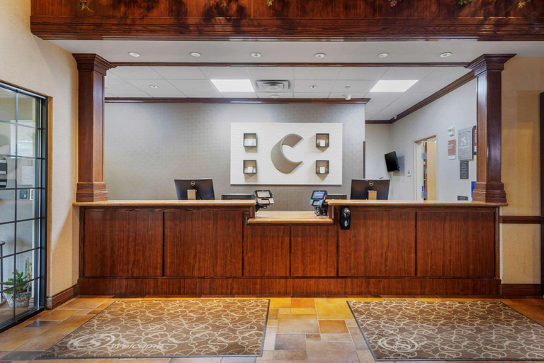 Public Area 3, Comfort Suites Marshall, Harrison