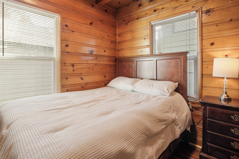 Bedroom 2, Big Bear Cabin, San Bernardino