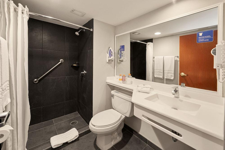 Bathroom 3, City Express Suites by Marriott Ciudad de México Santa Fe, Huixquilucan