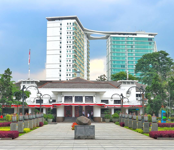 Exterior & Views, Tavari by Kozystay - Bandung, Bandung