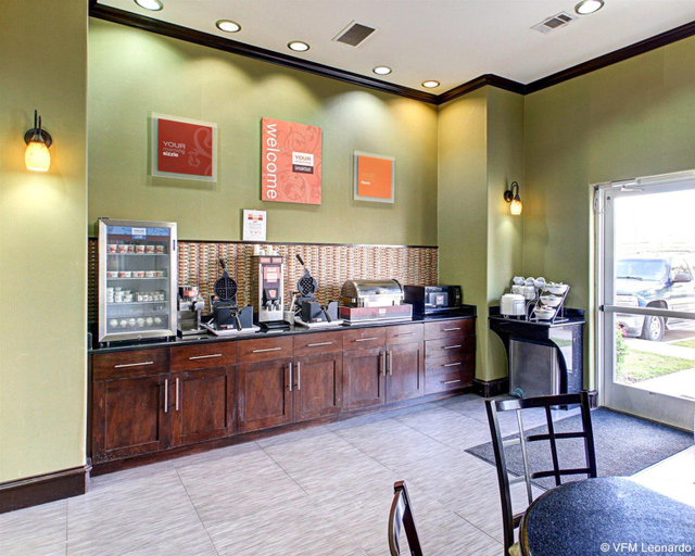 Food & Drinks 4, Comfort Suites Waxahachie - Dallas, Ellis