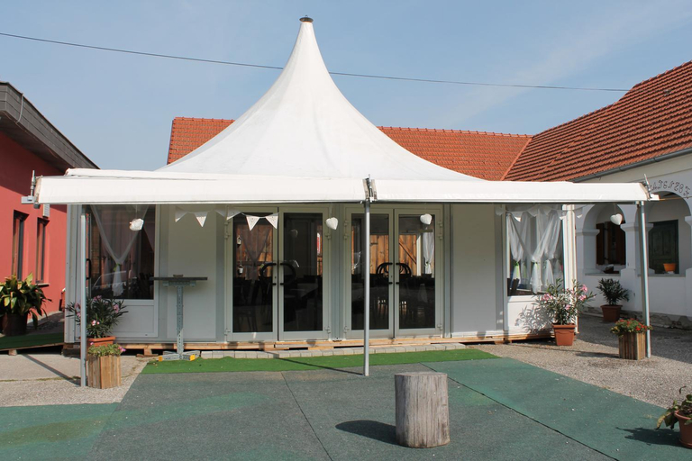 Food & Drinks 3, Gasthof Sonnenterrasse - Self-Check-in, Oberwart