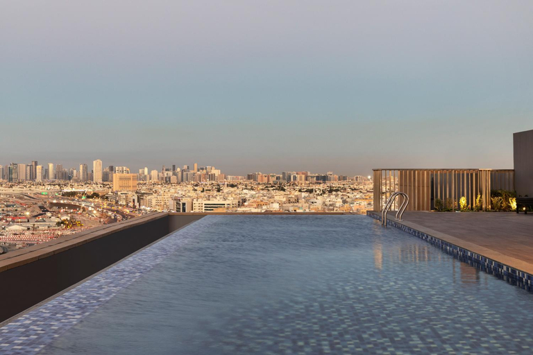 Sport & Beauty 2, Aparthotel Adagio Dubai Gold District, Dubai