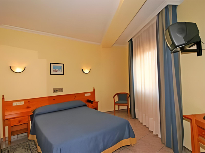 Bedroom 3, Hotel El Puente, Pontevedra