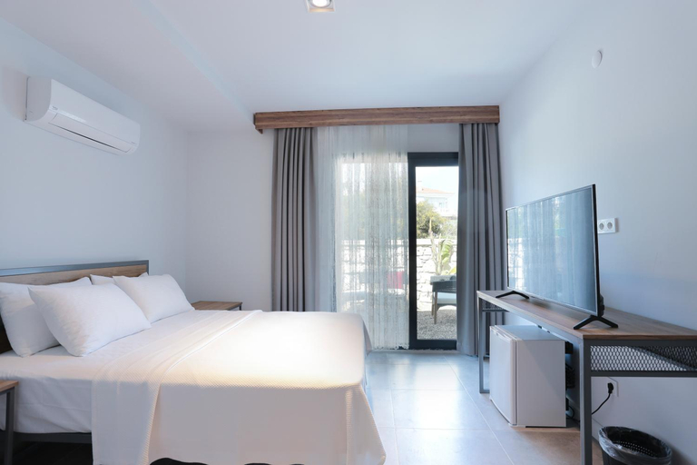 Bedroom 3, Anchor Alacatı Hotel, Çeşme
