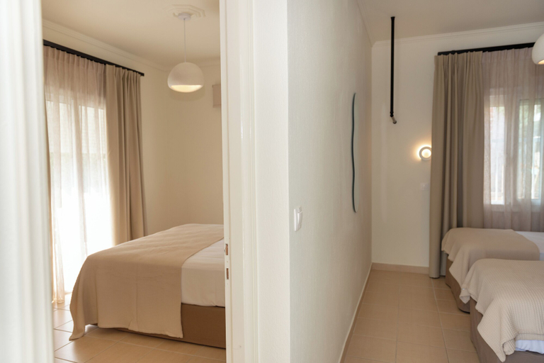 Bedroom 4, Ellinas Hotel, East Macedonia and Thrace