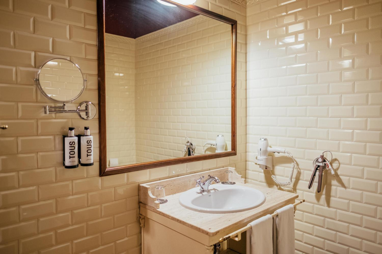 Bathroom 4, Hotel Cetina Palacio Ayala Berganza, Segovia