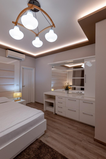 Bedroom 3, New Heaven Hotel, Sarandës