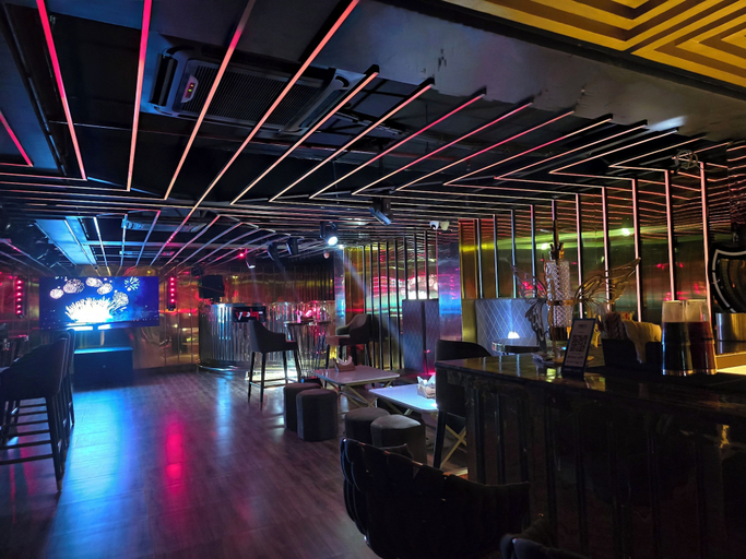 Food & Drinks 3, Hotel Royal Orbit, Cuttack
