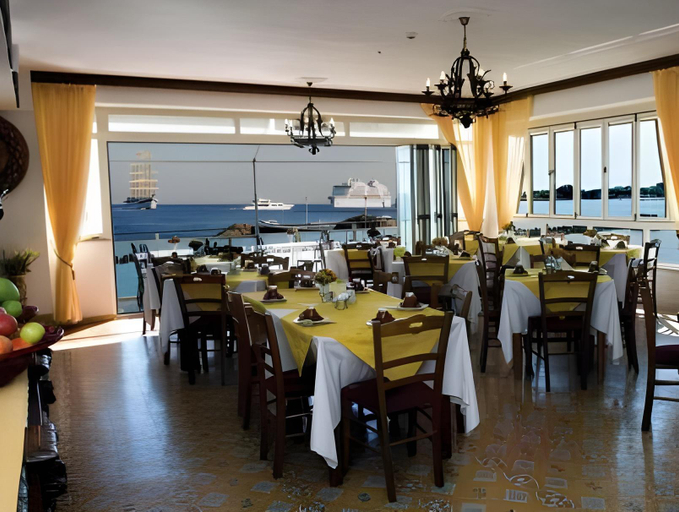 Food & Drinks 4, Hotel La Riva, Messina