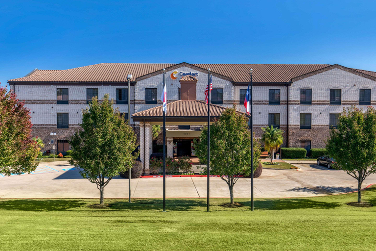 Exterior & Views 2, Comfort Suites Marshall, Harrison