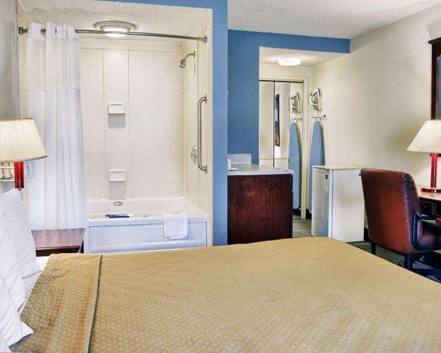 Bedroom 3, Quality Inn Thornburg, Spotsylvania