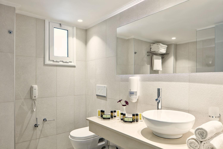 Bathroom 4, Atlantica Marmari Palace, South Aegean