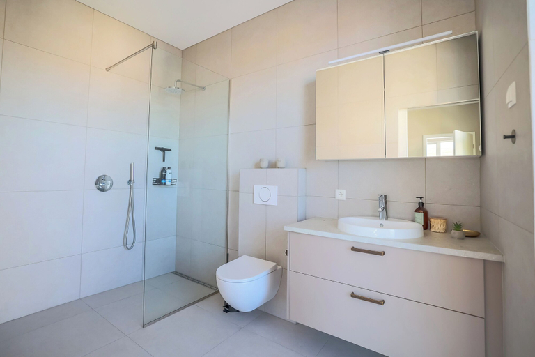 Bathroom 3, Hofsbót Luxury apartment, Akureyri
