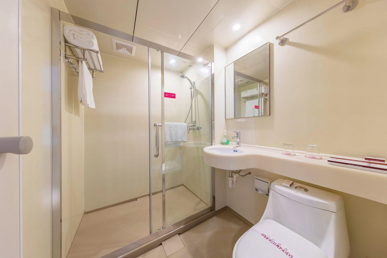 Bathroom, Taohualing Hotel (Yichang), Yichang