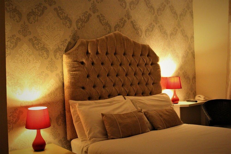 Bedroom 2, The Paddocks Hotel, Herefordshire