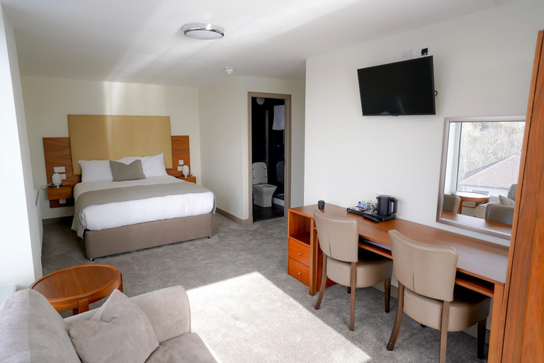 Bedroom 2, Hardgate House Hotel, West Dunbartonshire