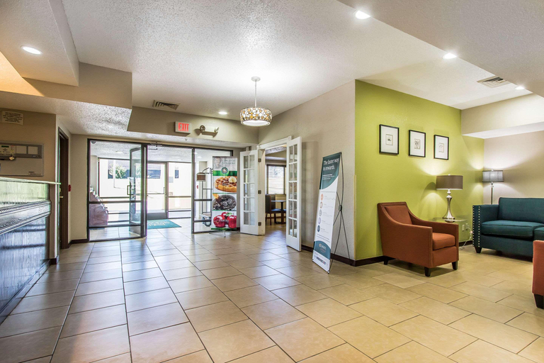 Public Area 2, Quality Inn & Suites, Rutherford