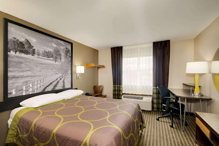 Bathroom 4, Super 8 By Wyndham Lexington Winchester Rd, Fayette