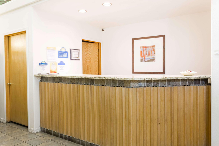 Public Area, Days Inn by Wyndham Kimball, Kimball