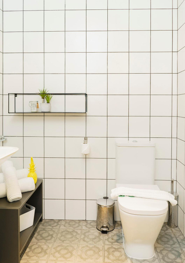Bathroom 3, Wander by Pillow, Barcelona