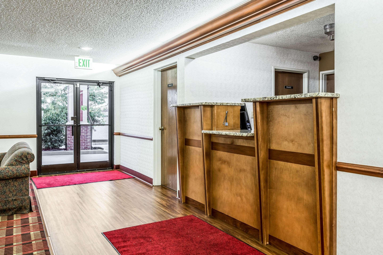Public Area 2, Econo Lodge Shelbyville, Shelby