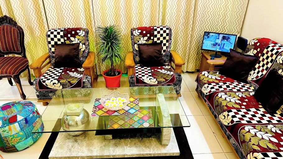 Food & Drinks 4, EASY INN Holiday Home | 3BHK Apartment, Lucknow