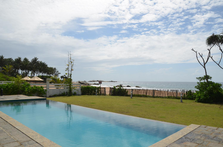 Sport & Beauty 5, Bungalow By The Beach, Ambalanthota