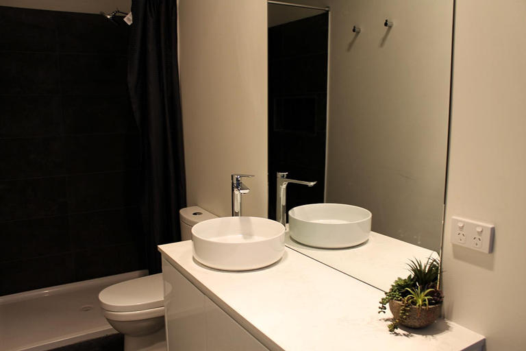 Bathroom 3, The Hampden Suites, Wagga Wagga - Pt A