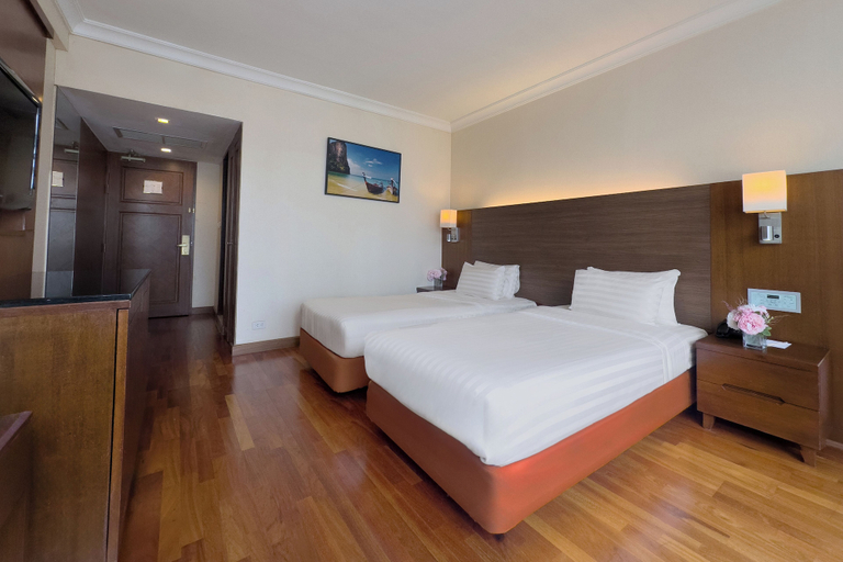 Bedroom 12