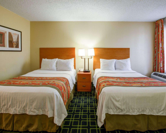 Bedroom 3, Quality Inn Placentia Anaheim Fullerton, Orange