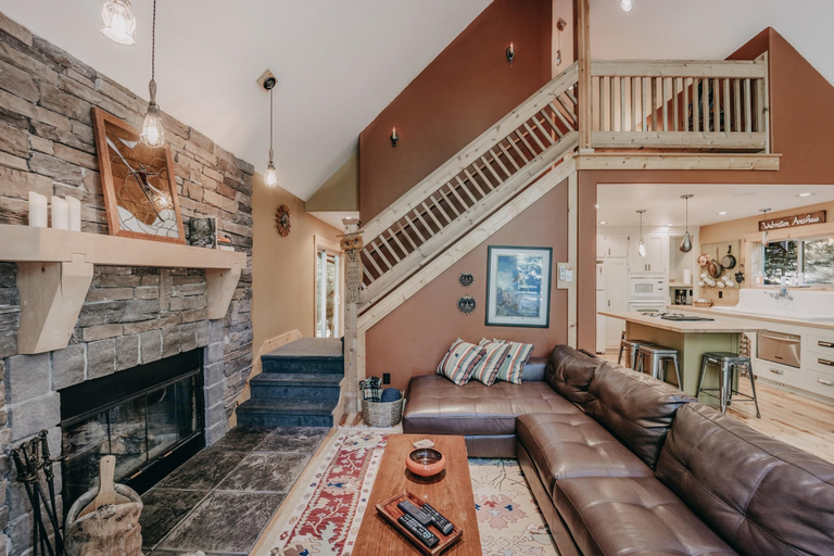 Others 5, 79mbr - Hot Tub - Pets Ok - Wifi - BBQ, Whatcom