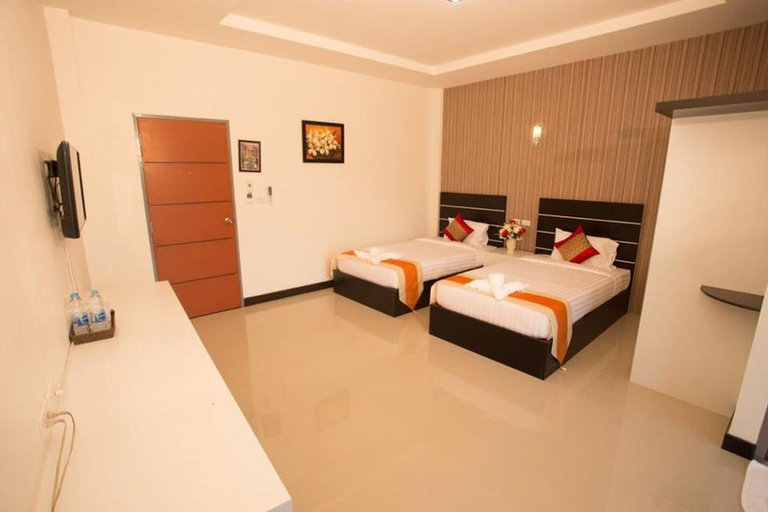 Bedroom 3, Phuthan Hotel, Tha Chang
