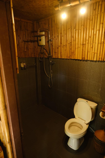 Bathroom 3, Nana Bungalows, Thakhek