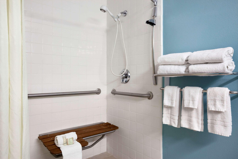 Bathroom 4, Super 8 By Wyndham Indio, Riverside