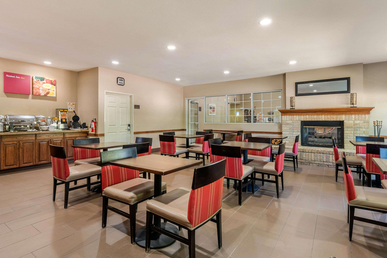 Food & Drinks 5, Comfort Suites Fort Collins Near University, Larimer