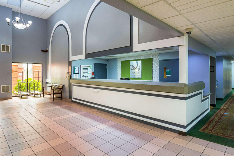 Public Area 2, Quality Inn & Suites Kearneysville - Martinsburg, Berkeley