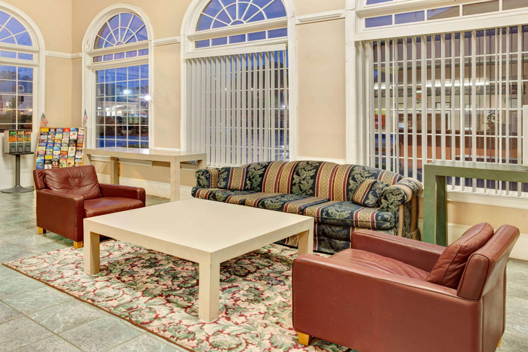Public Area 3, Super 8 by Wyndham Marietta/West/Atl Area, Cobb