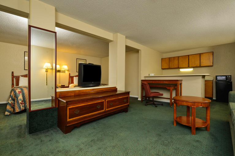 Bedroom 3, Americas Best Value Inn Winnsboro, SC, Fairfield