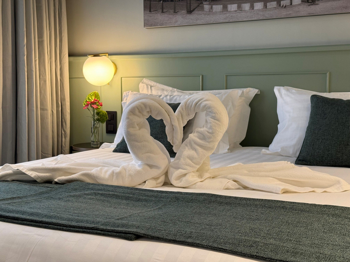 Bedroom 3, Amosa Liège City Centre Hotel, Liège