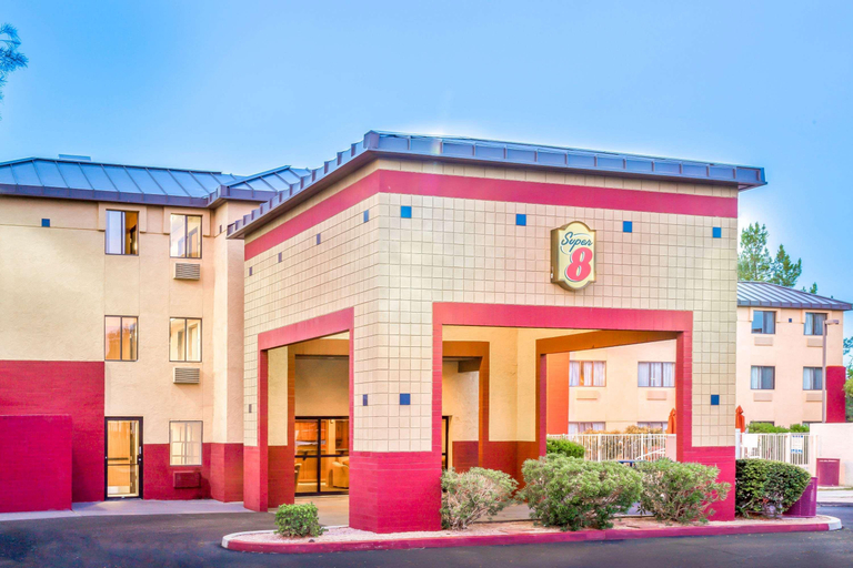 Exterior & Views 2, Super 8 by Wyndham - Mesa/Gilbert, Maricopa
