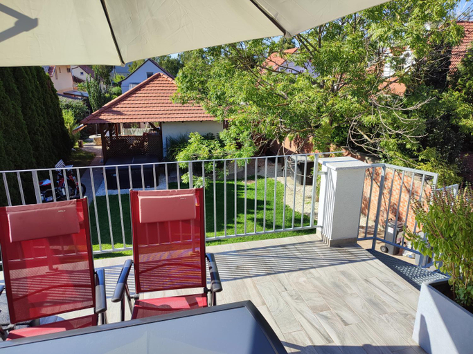 Garden, Puspok Haz - Siofok, Siófok