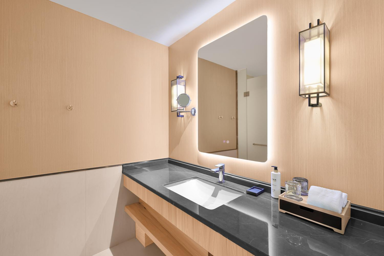 Bathroom 4, Howard Johnson Hot Springs Plaza YingHuaShan, Deyang
