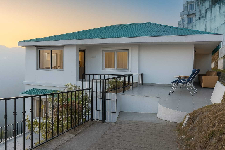 Exterior & Views