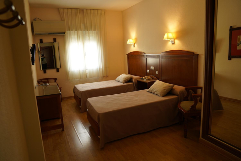 Bedroom 2, Balneario San Nicolas, Almería