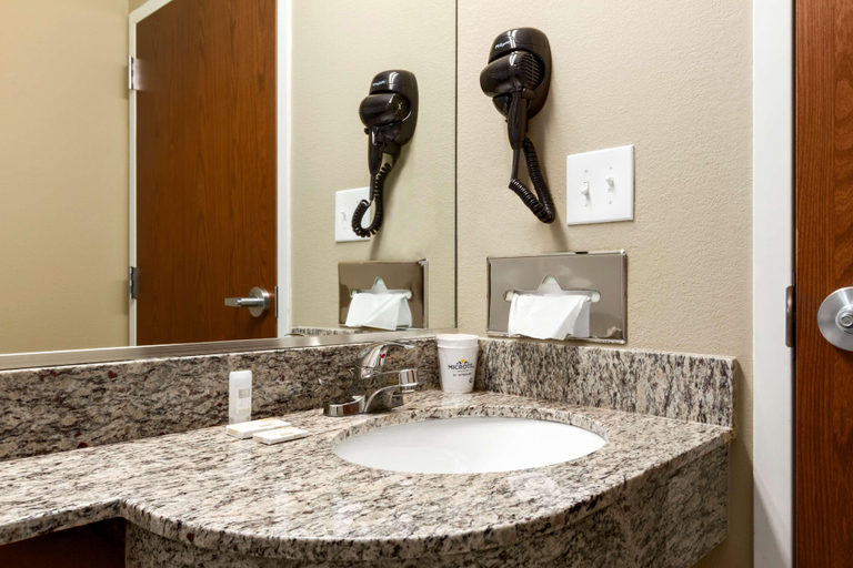 Bathroom 4, Microtel Inn & Suites by Wyndham Shelbyville, Bedford
