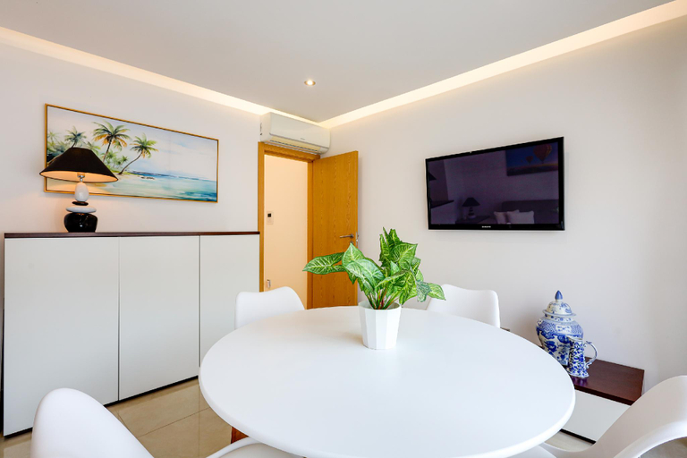 Others 4, Casa Maguy, Albufeira