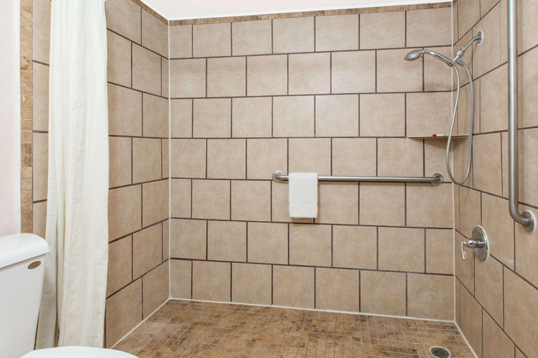 Bathroom 4, Super 8 by Wyndham Lubbock Civic Center North, Lubbock