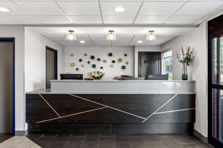 Public Area 2, Best Western Doswell Hotel, Hanover