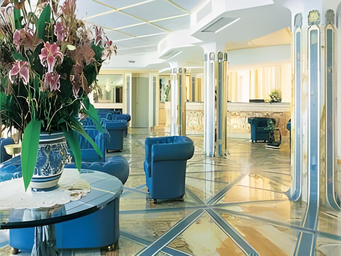 Public Area 4, Alimuri Bay Resort, Napoli